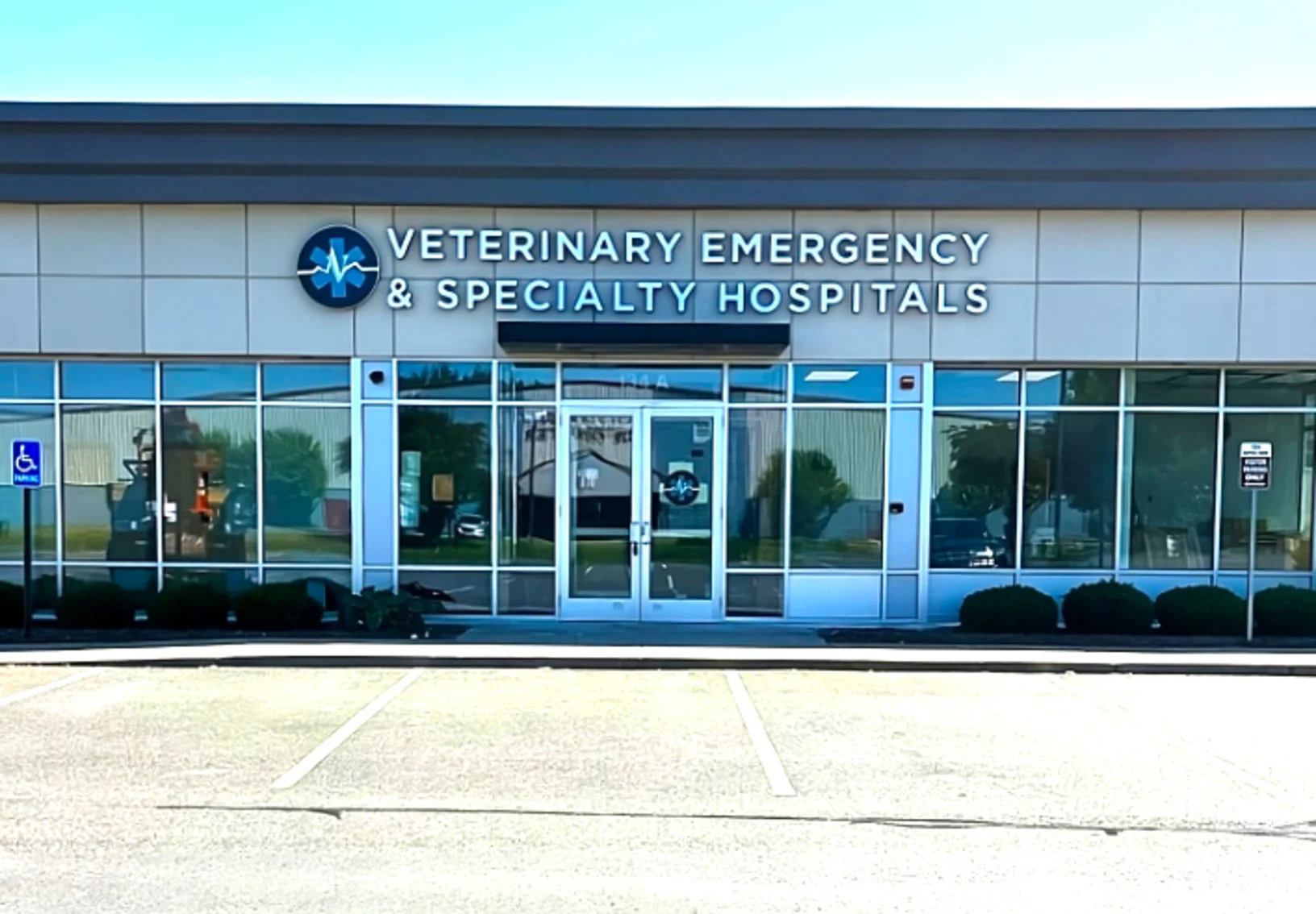 Exterior view of Veterinary Emergency Specialty Hospitals